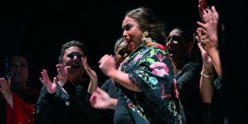 A COMPÁS. CÁDIZ Y SU VERANO, A RITMO DE BULERÍAS